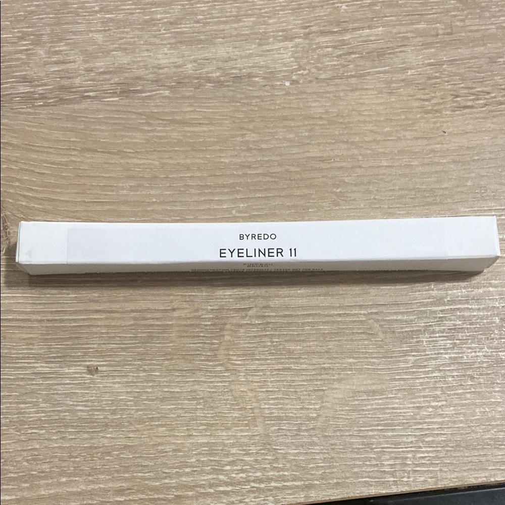Byredo Eyeliner II Makeup Brush